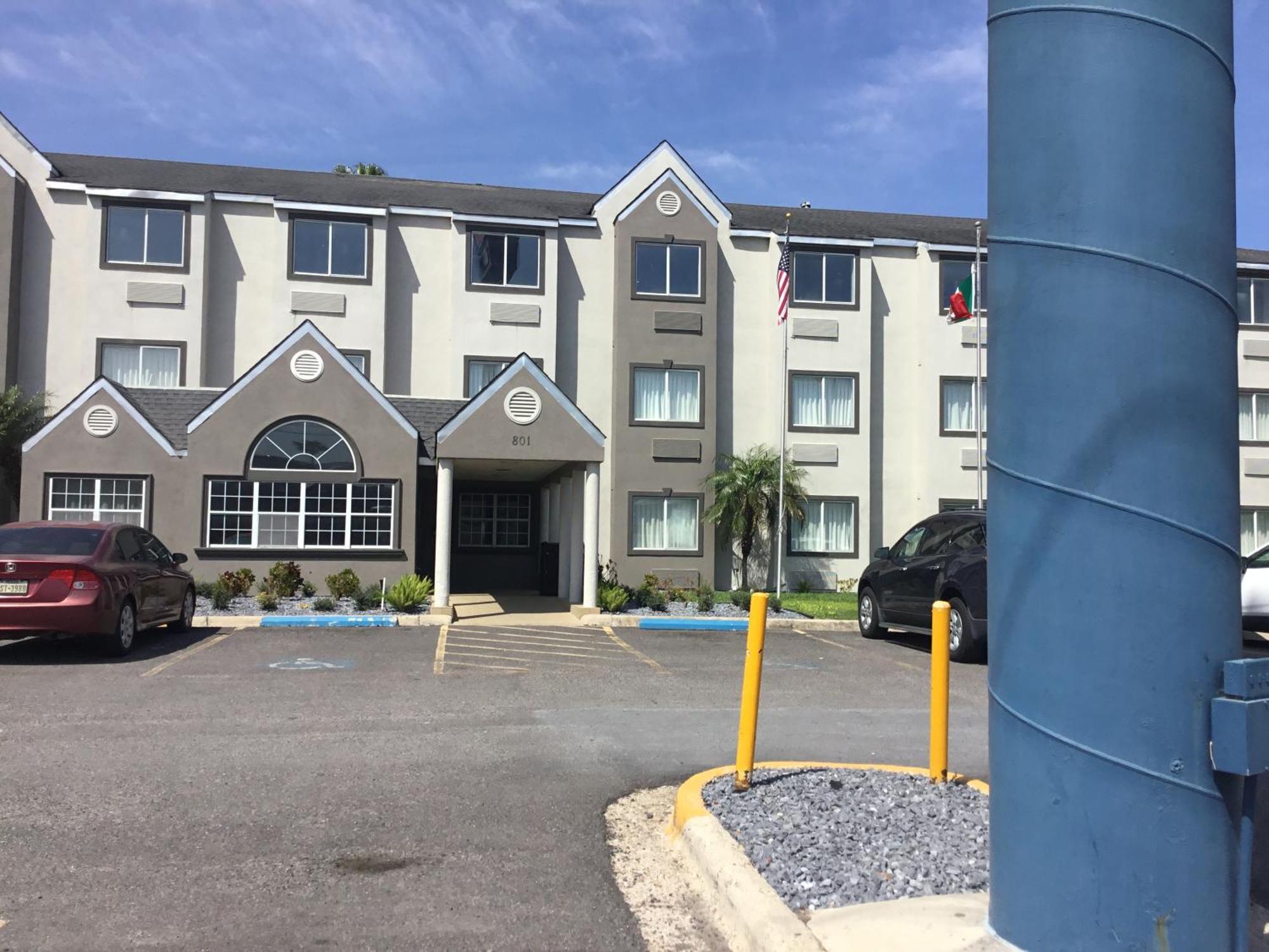 Hotel 6-mcallen, Tx - East McAllen